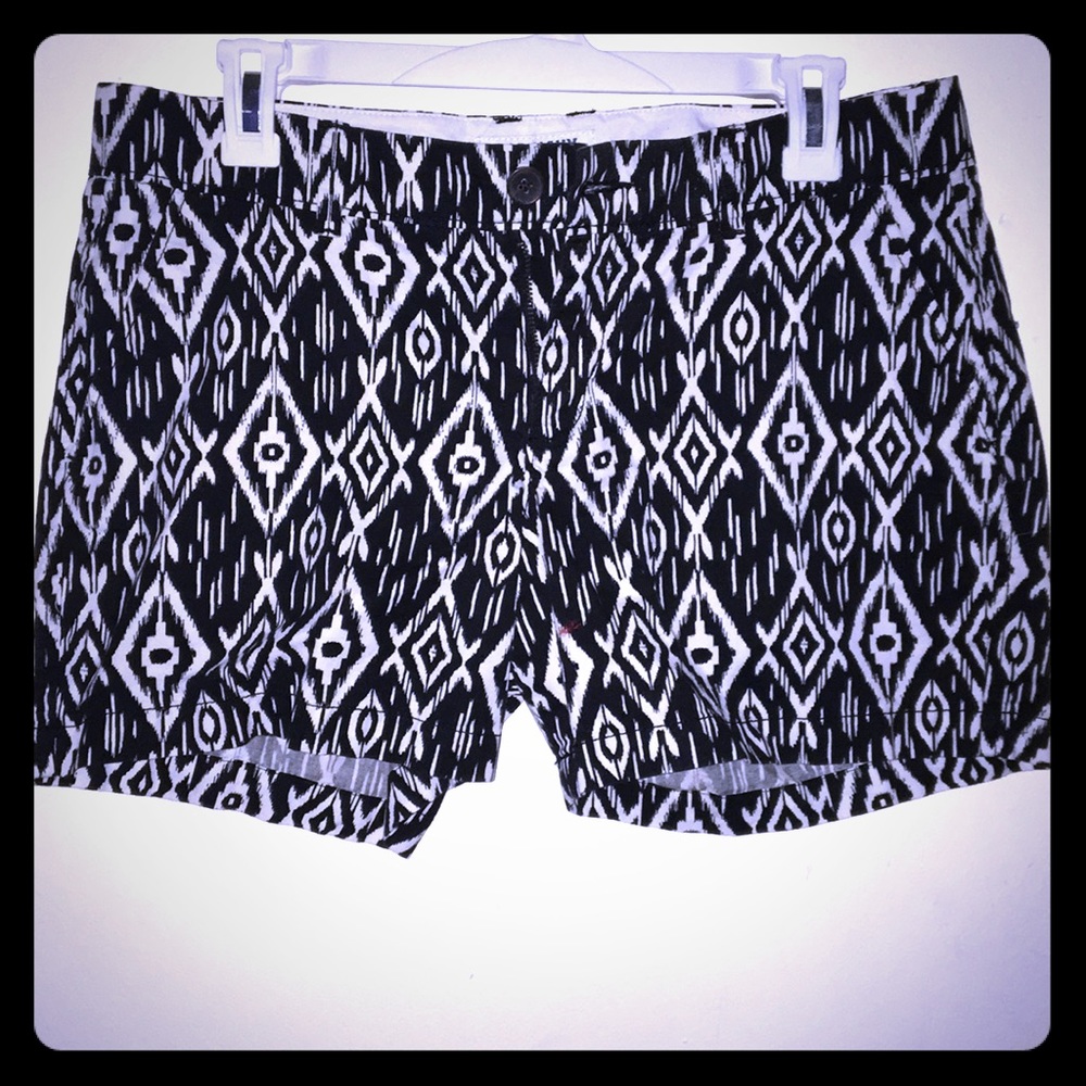 Old Navy Cute Tribal Shorts